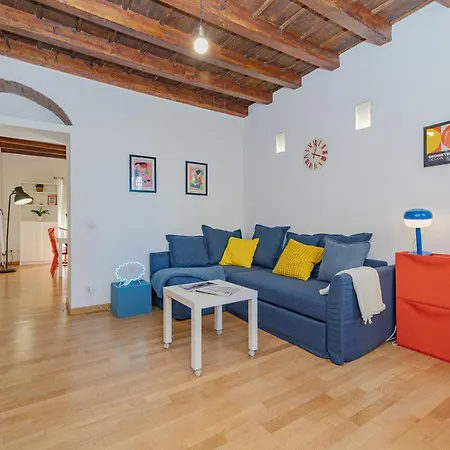 Apartament 2 Bdr Flat - Direct Tram 15 Min Duomo